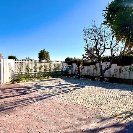 Villa Independent In *