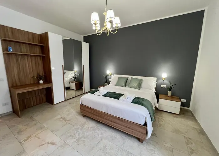 Independent In Villa Modugno